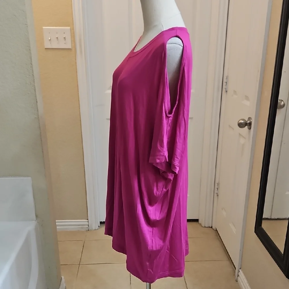 Nally & Millie Magenta Cold Shoulder Draped Dolman Sleeve Tunic Top Size M - Picture 5 of 10